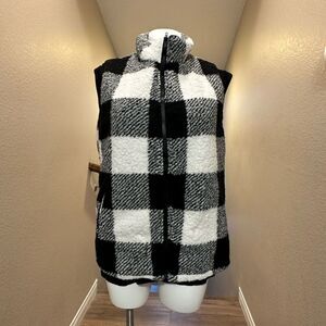 Merokeety XL Woman’s Plush Buffalo Plaid Vest Black White